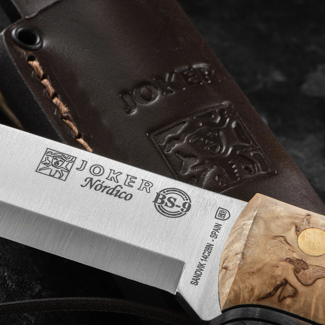 Joker BS9 Nordico Bushcraft Knife - Curly Birch