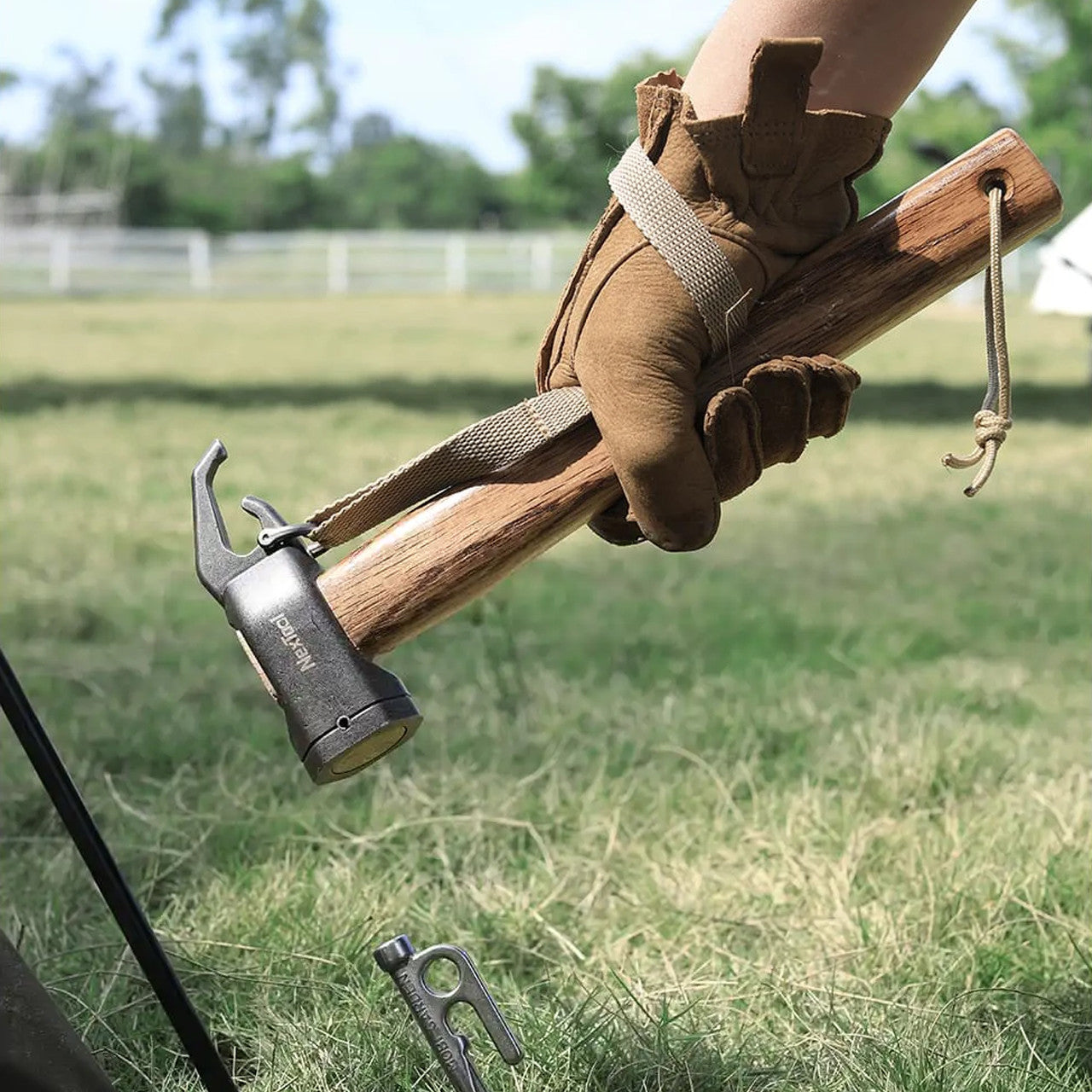 Nextool Wilds Camping Hammer
