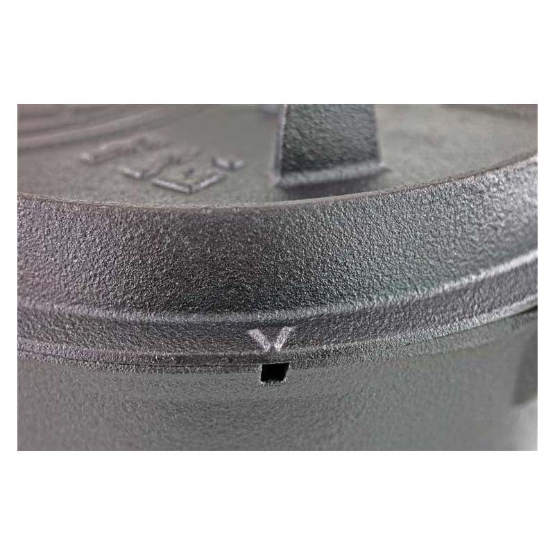 Petromax Dutch Oven FT3 With Legs
