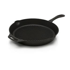 Petromax Fire Skillets with one Handle and Ridged Base
