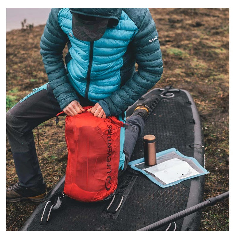 Lifeventure Ultralight Dry Bag 25 LTR Red