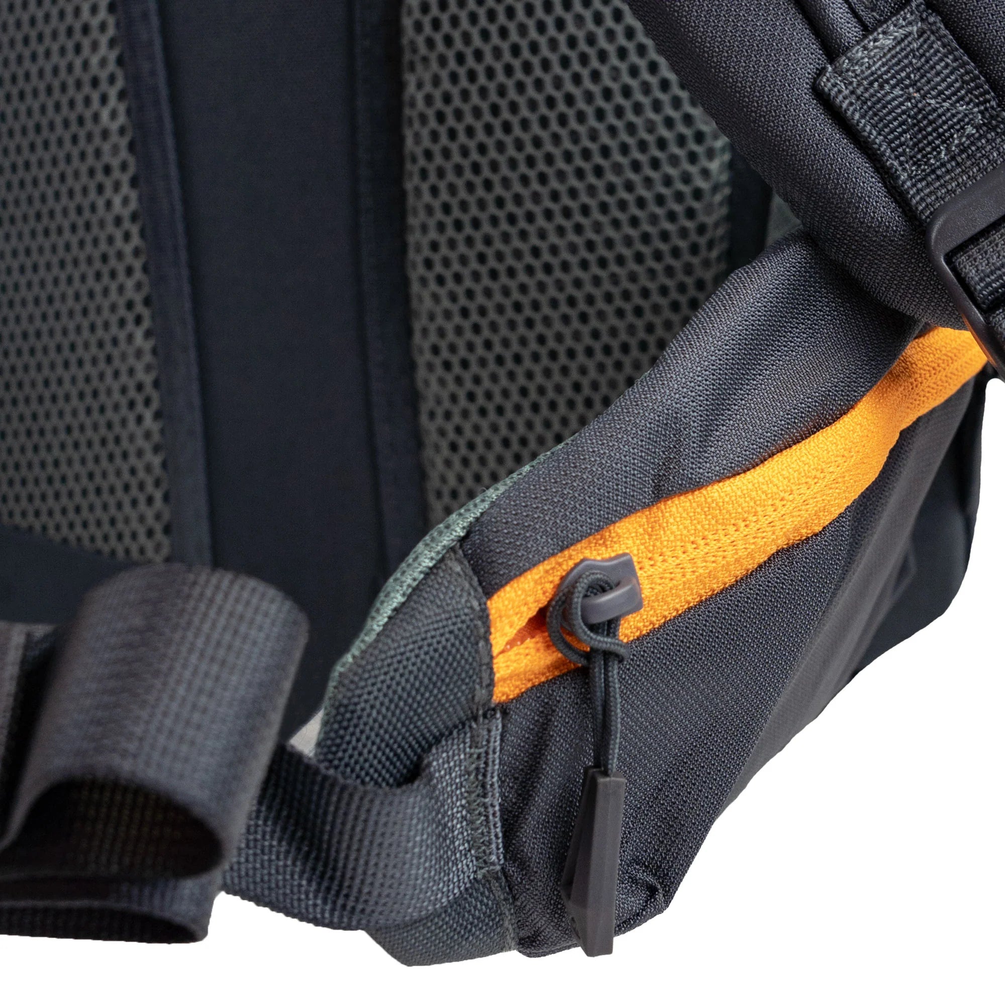 Highlander Ivar Mens 30ltr Rucksack - Black