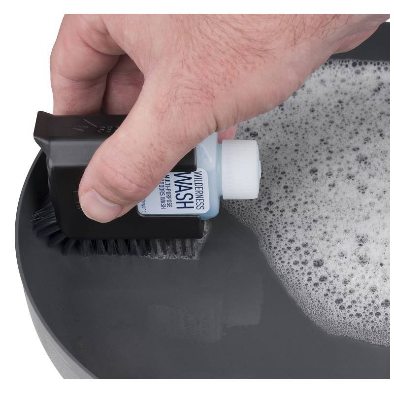 Sea To Summit Camp Kitchen Pot Scrubber & Soap Bottle